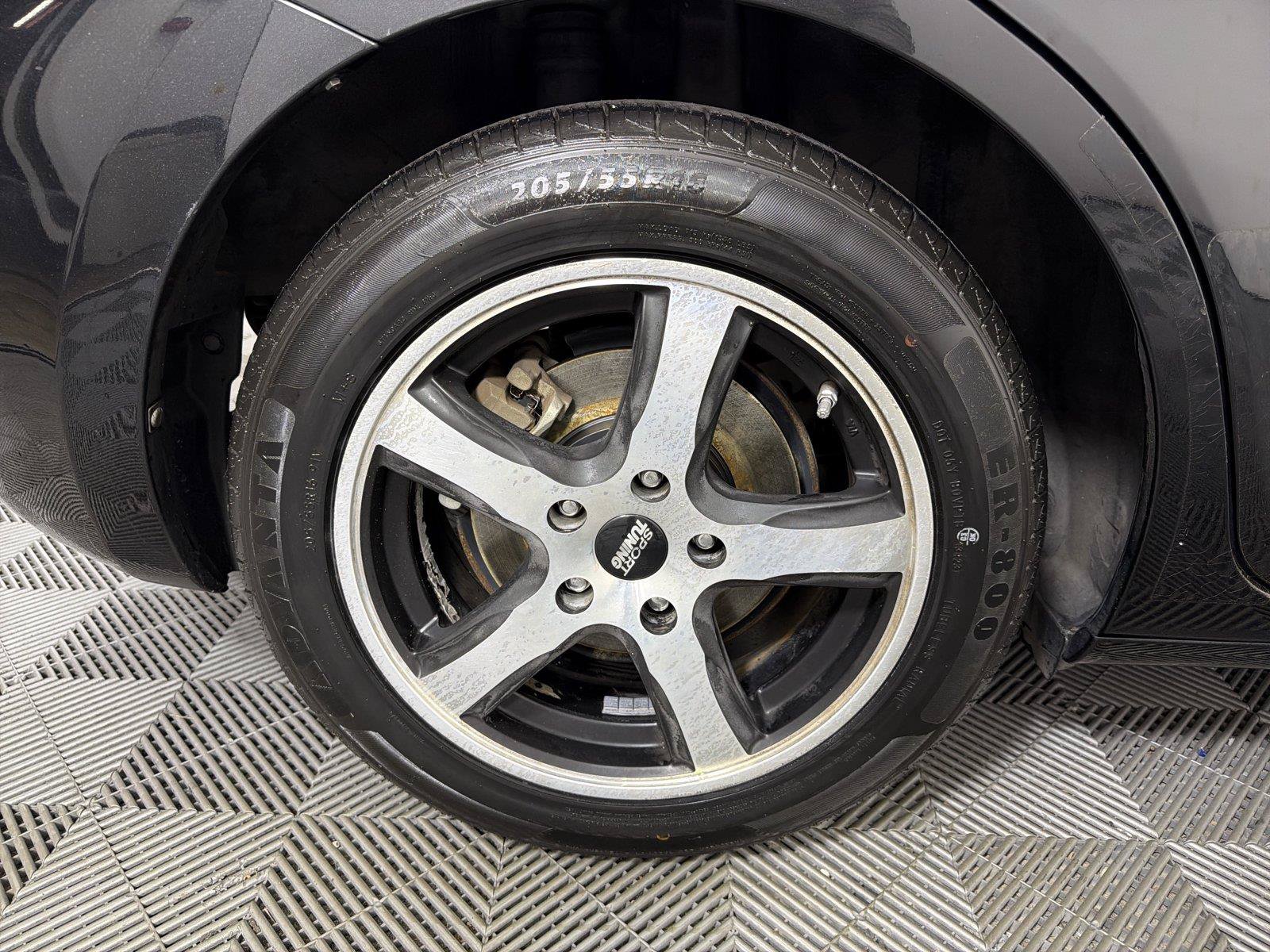 Used 2009 Scion xB FWD image 15