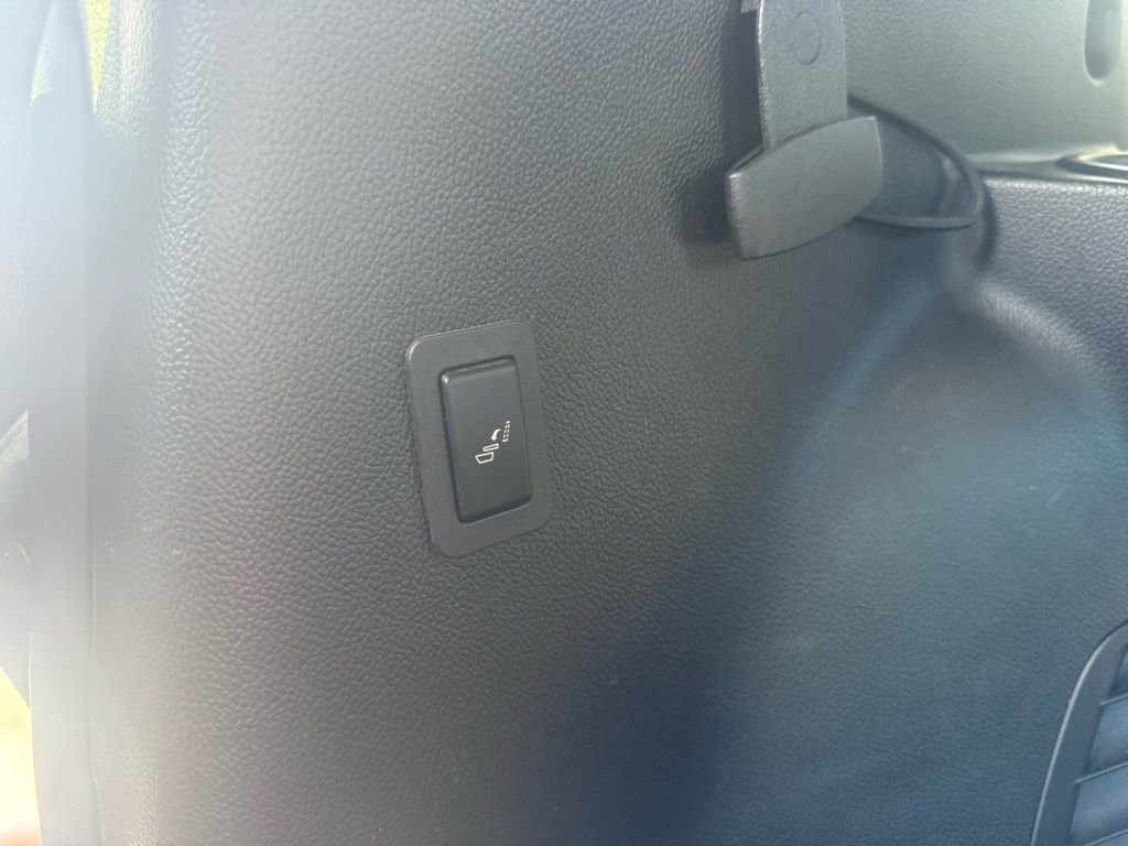 Used 2019 Chevrolet Tahoe Premier image 19