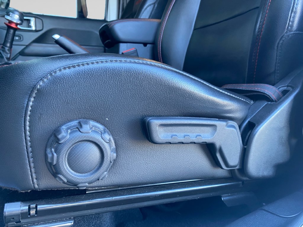 Used 2021 Jeep Wrangler Unlimited Rubicon AWD/4WD image 22