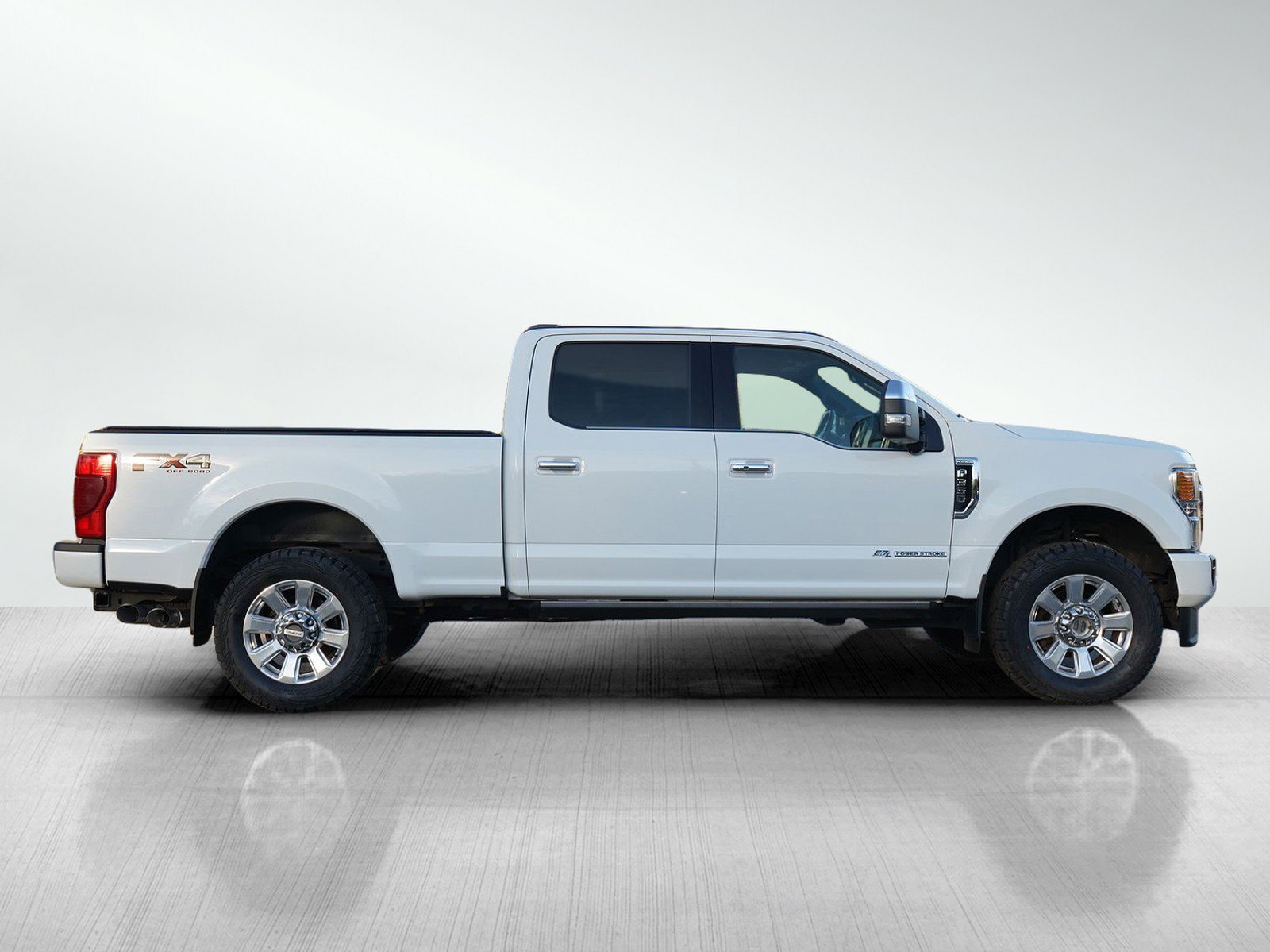 Used 2022 Ford F350 Platinum w/ FX4 Off-Road Package image 6