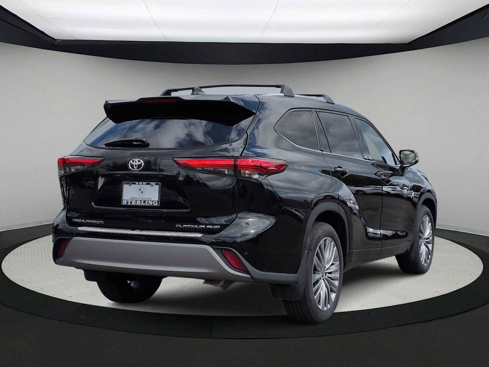 Used 2022 Toyota Highlander Platinum AWD/4WD image 8