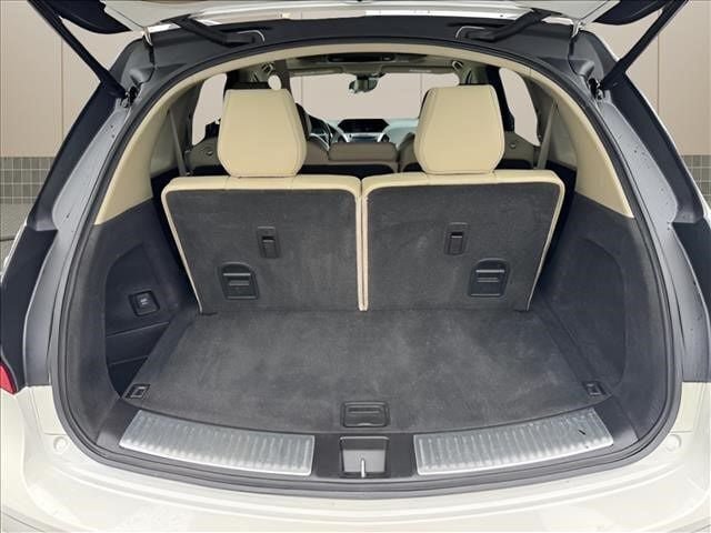Used 2019 Acura MDX w/ Advance & Entertainment AWD/4WD image 16