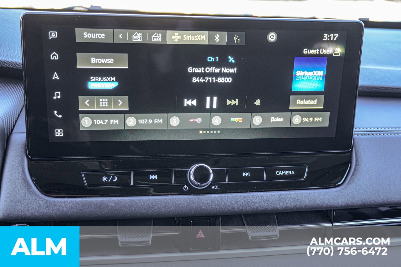 Used 2025 Mitsubishi Outlander SE image 43