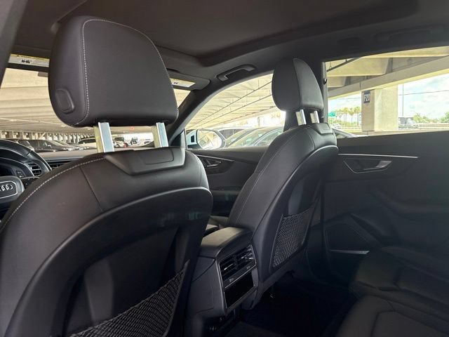 Used 2022 Audi Q8 Premium Plus w/ Premium Plus Package AWD/4WD image 11