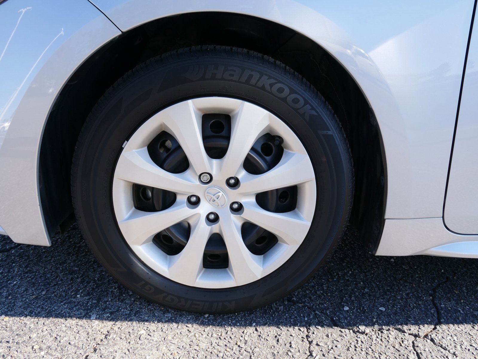 Used 2024 Toyota Corolla LE image 14