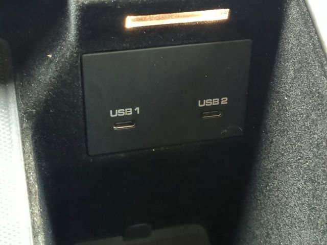 Used 2021 Porsche Cayenne GTS image 28