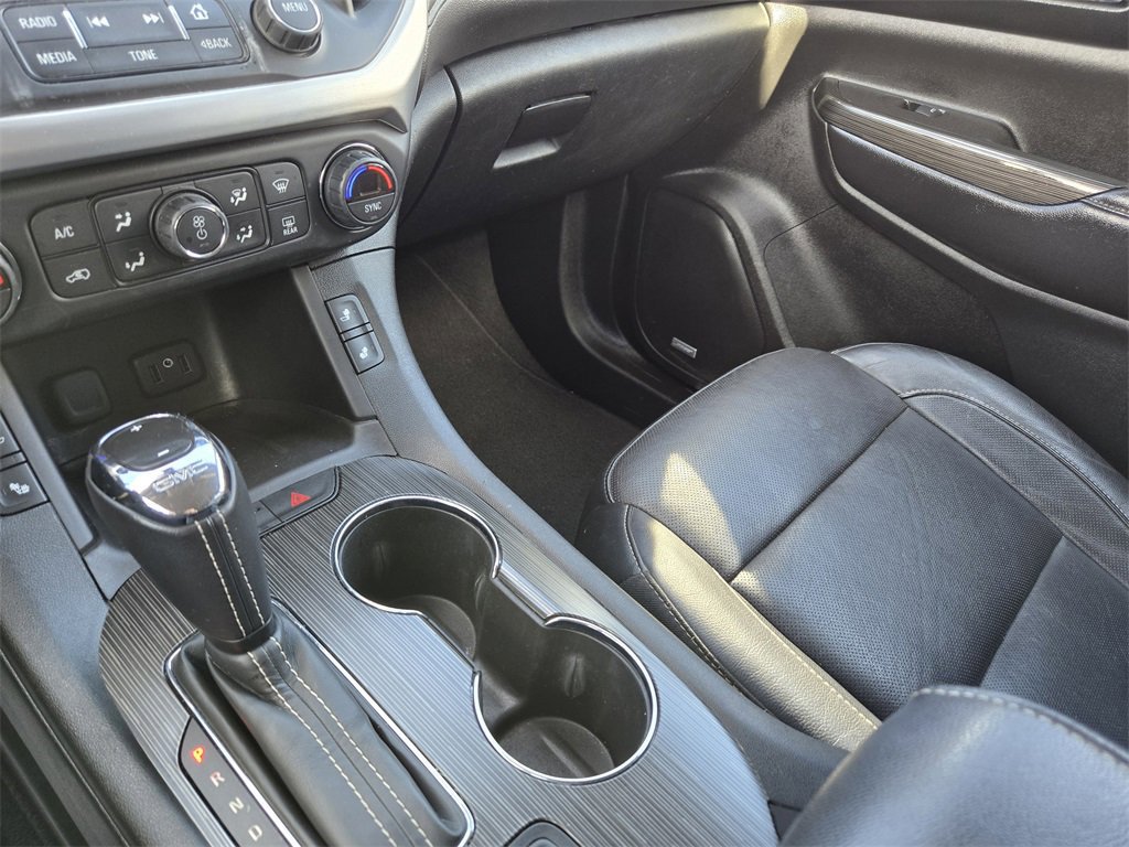 Used 2017 GMC Acadia SLT image 13