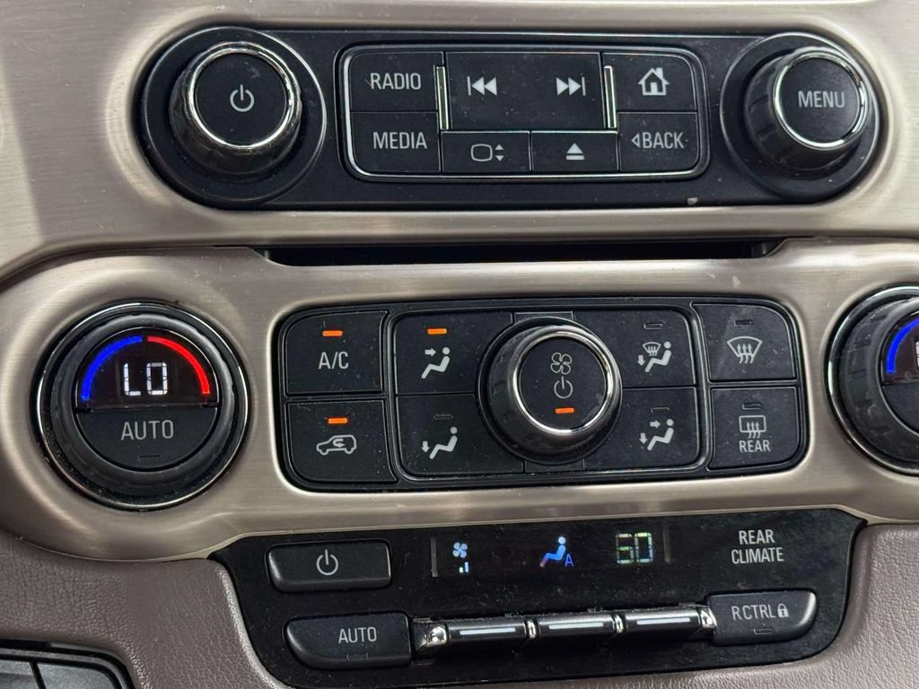 Used 2016 GMC Yukon Denali AWD/4WD image 24