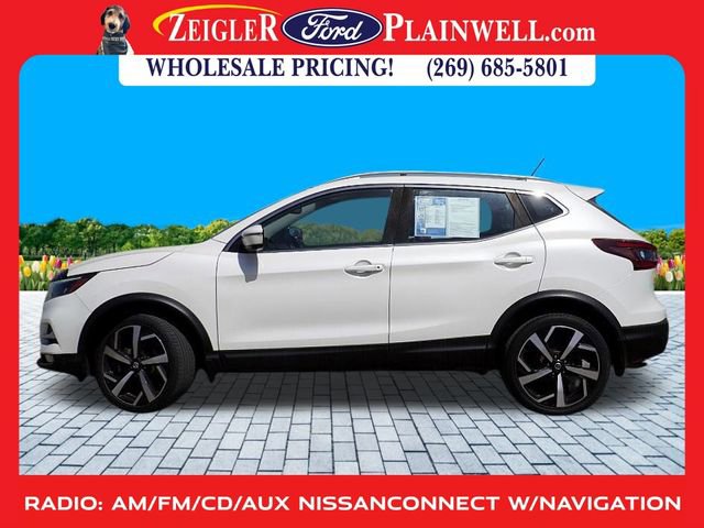 Used 2020 Nissan Rogue Sport SL image 2