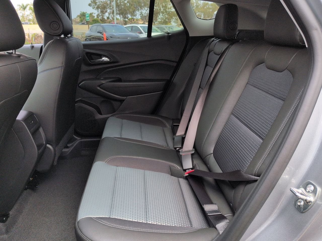 New 2026 Chevrolet Trax LT w/ Driver Confidence Package FWD image 26