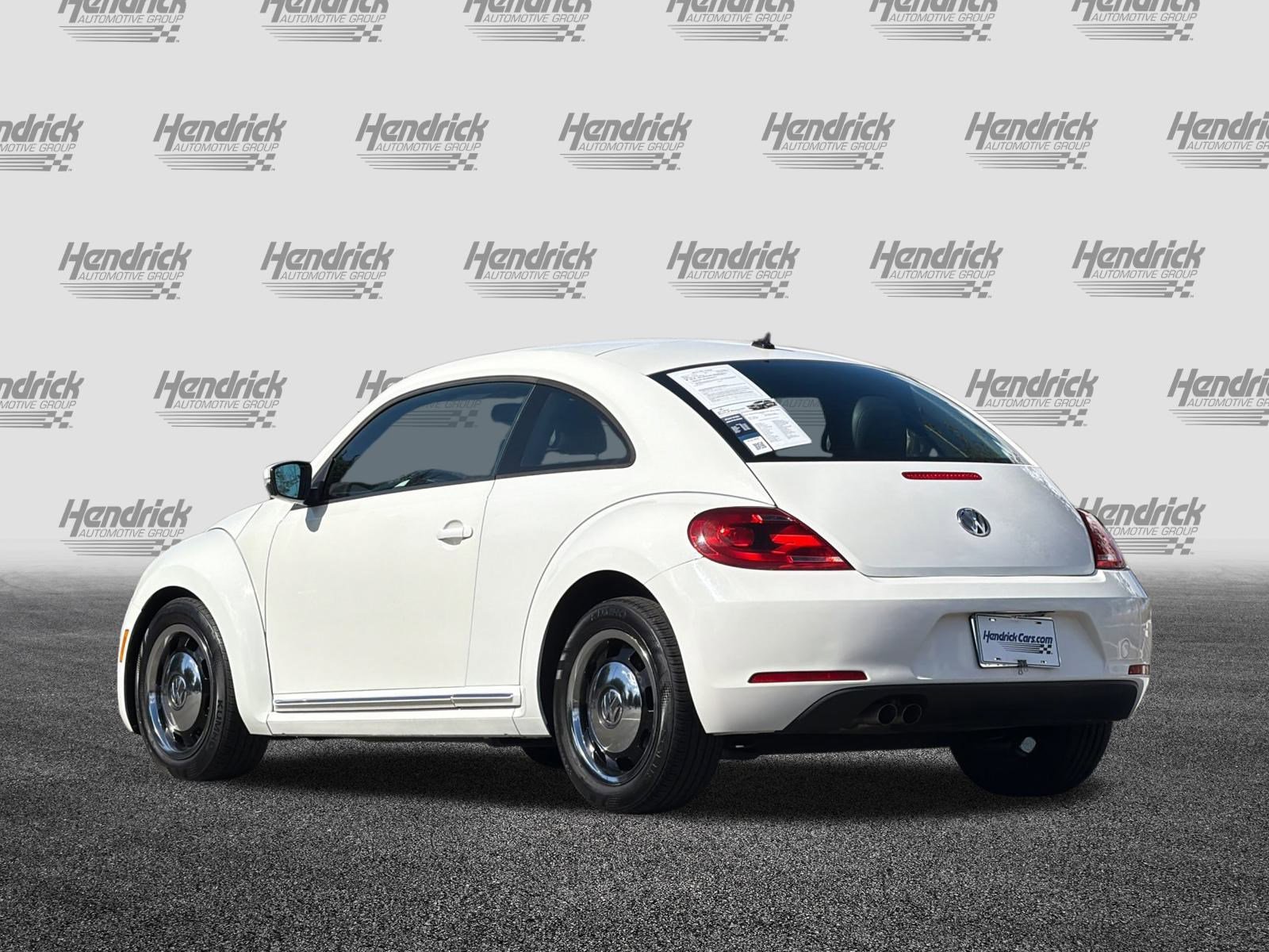 Used 2012 Volkswagen Beetle 2.5 image 7