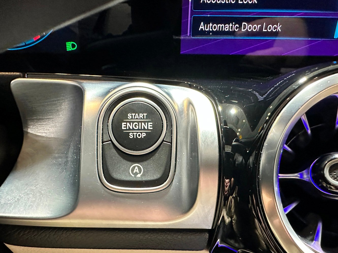 Certified 2023 Mercedes-Benz GLB 250 4MATIC image 20