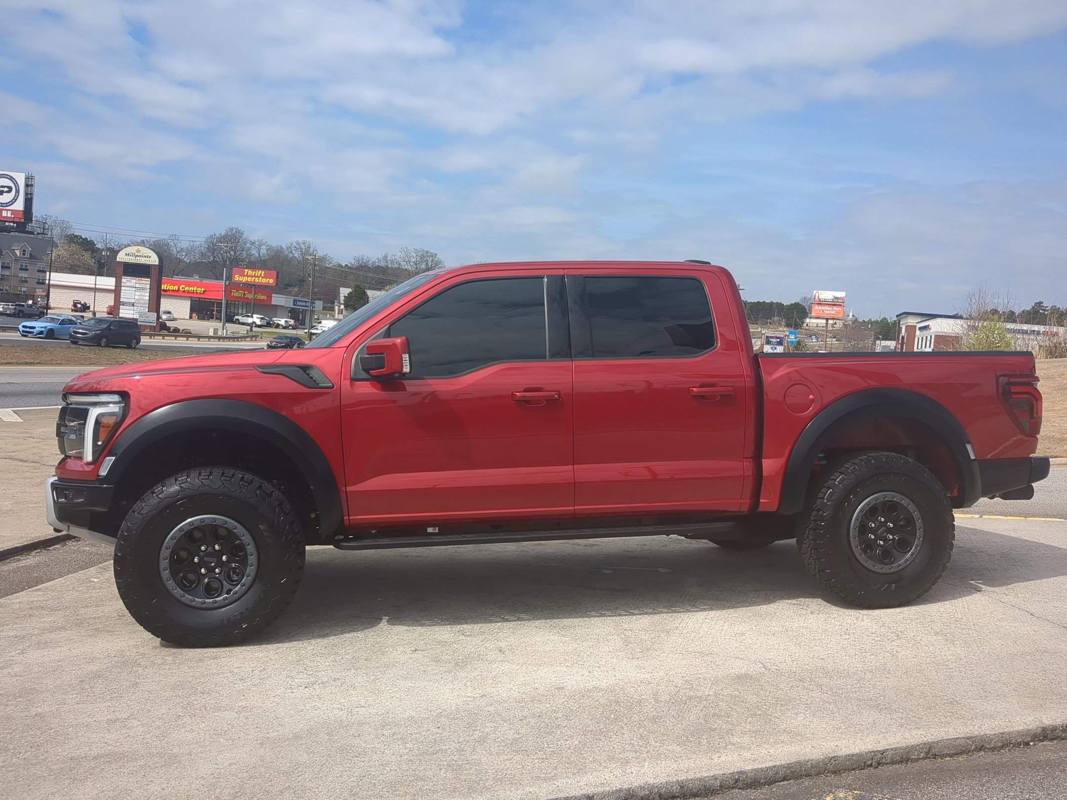 Used 2025 Ford F150 Raptor image 8