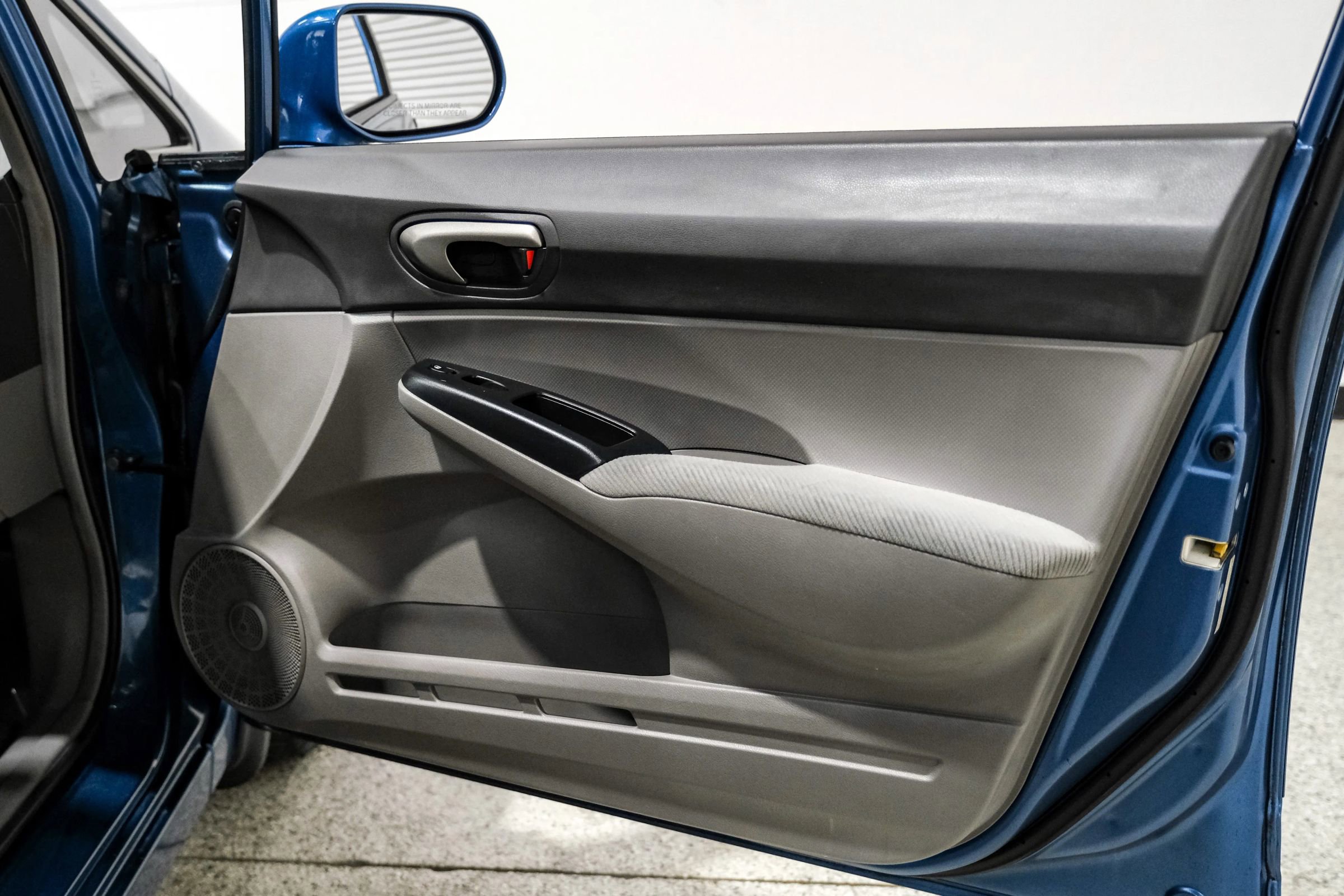 Used 2011 Honda Civic LX image 42