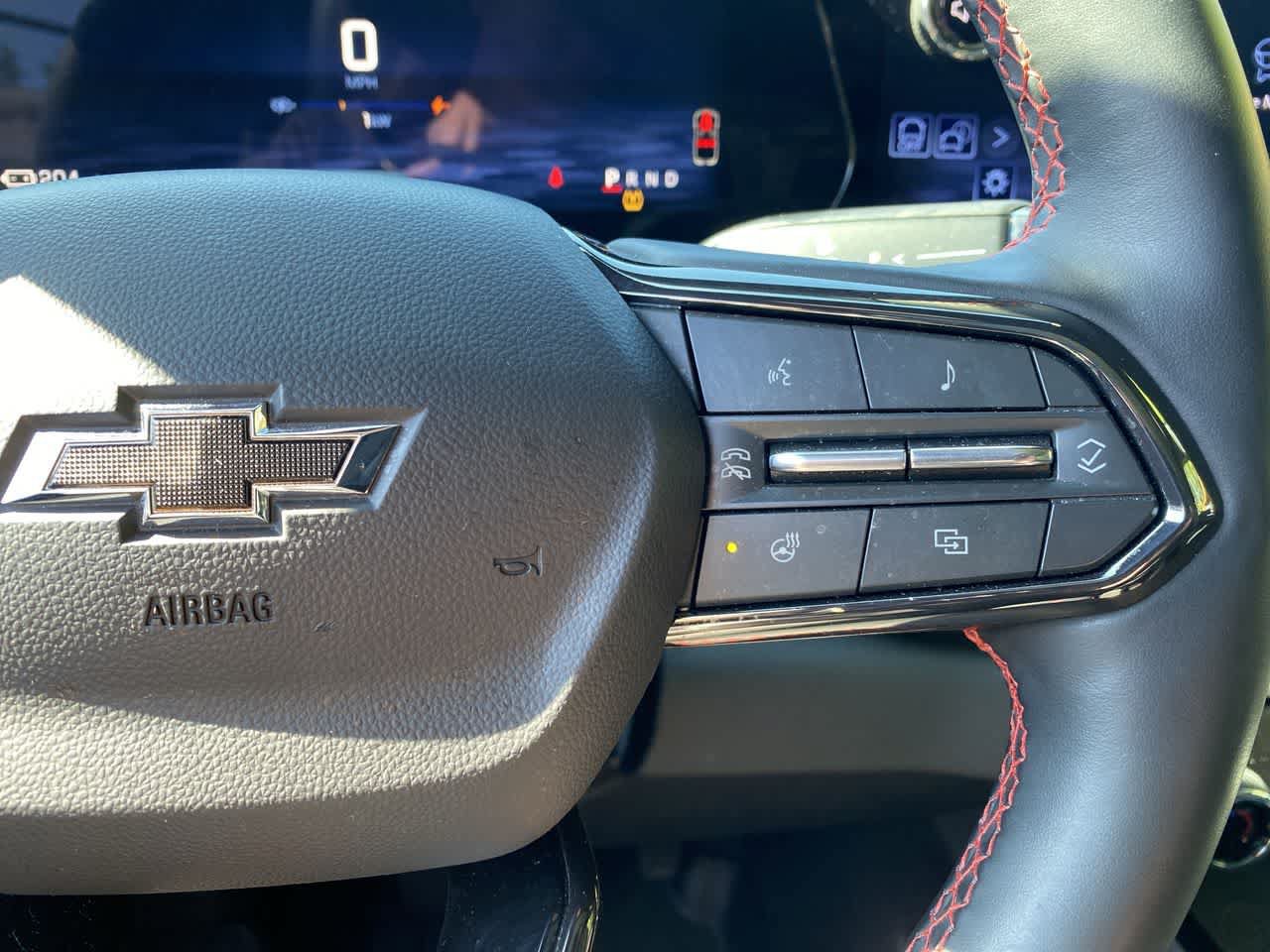 Used 2025 Chevrolet Silverado EV RST AWD/4WD image 21