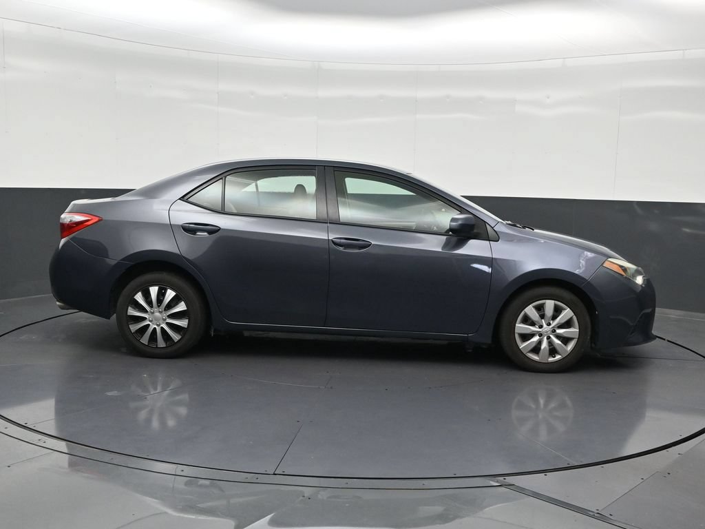Used 2015 Toyota Corolla LE FWD image 7