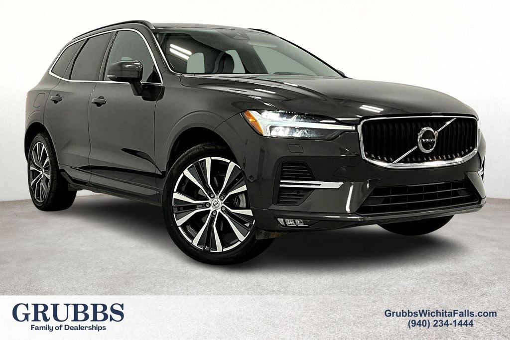 Used 2022 Volvo XC60 B5 Momentum w/ Advanced Package