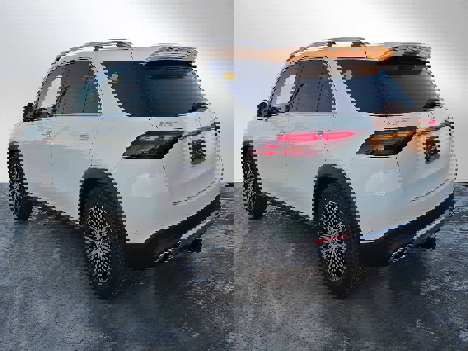 New 2026 Mercedes-Benz GLE 350 4MATIC image 5