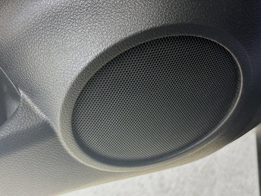 Used 2018 Nissan Rogue S FWD image 23