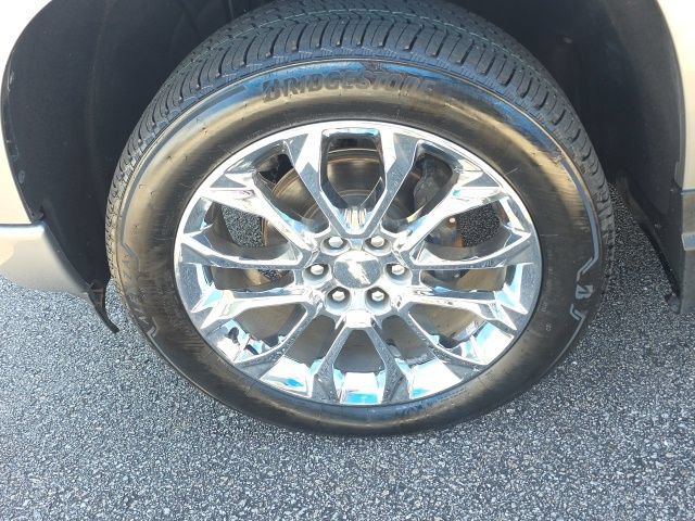 Used 2023 Chevrolet Silverado 1500 High Country AWD/4WD image 14