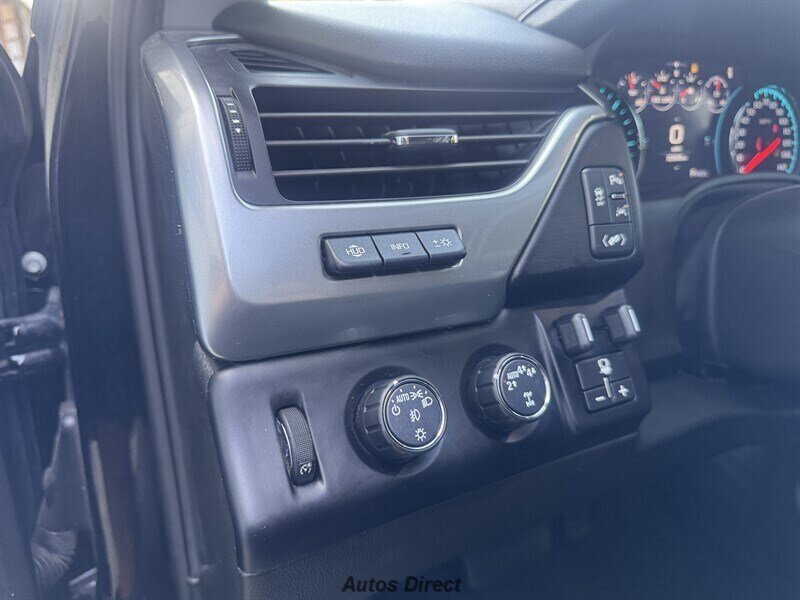 Used 2018 Chevrolet Tahoe 4WD LT w/ RST EDITION image 24