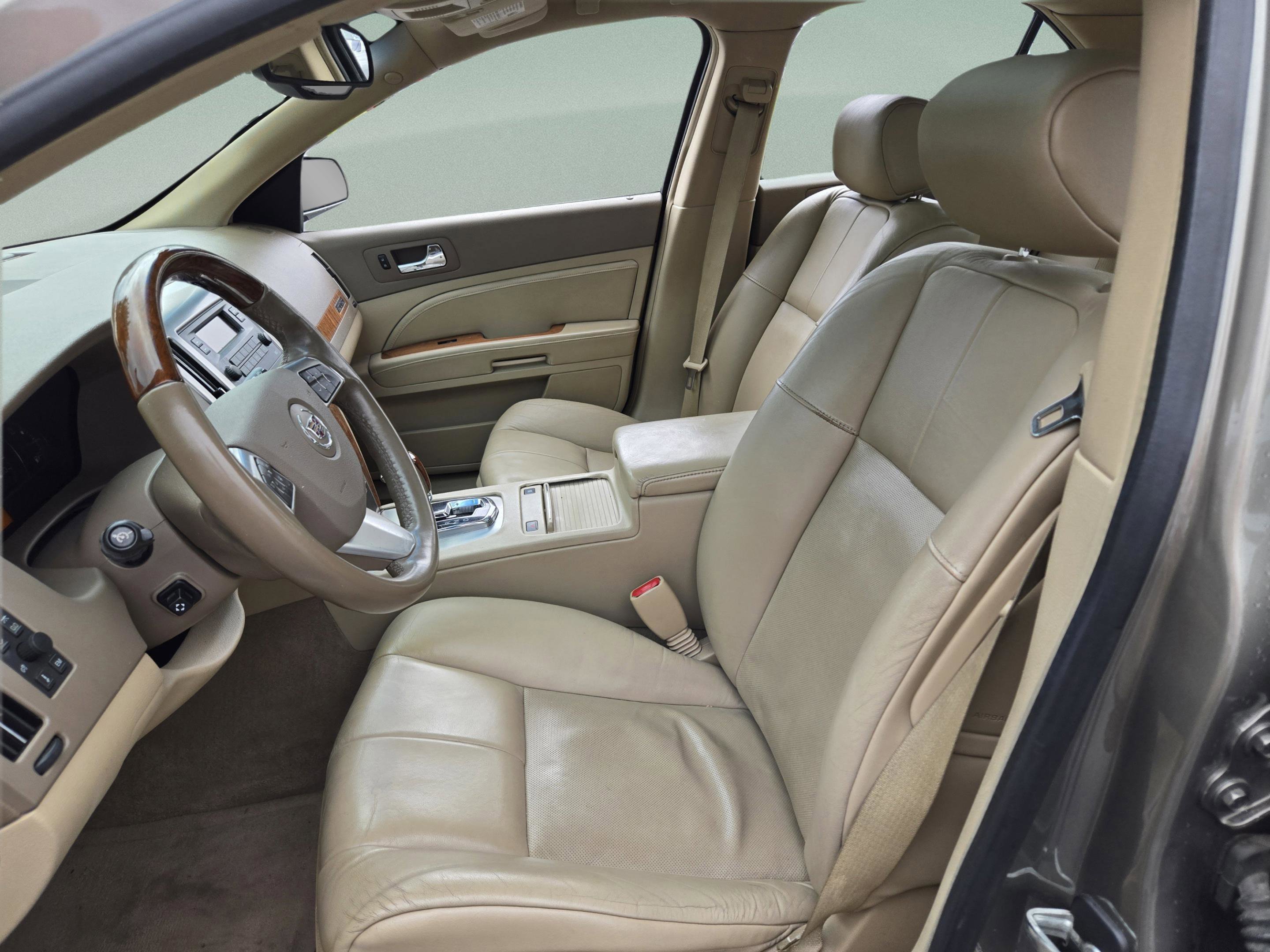 Used 2010 Cadillac STS RWD image 26