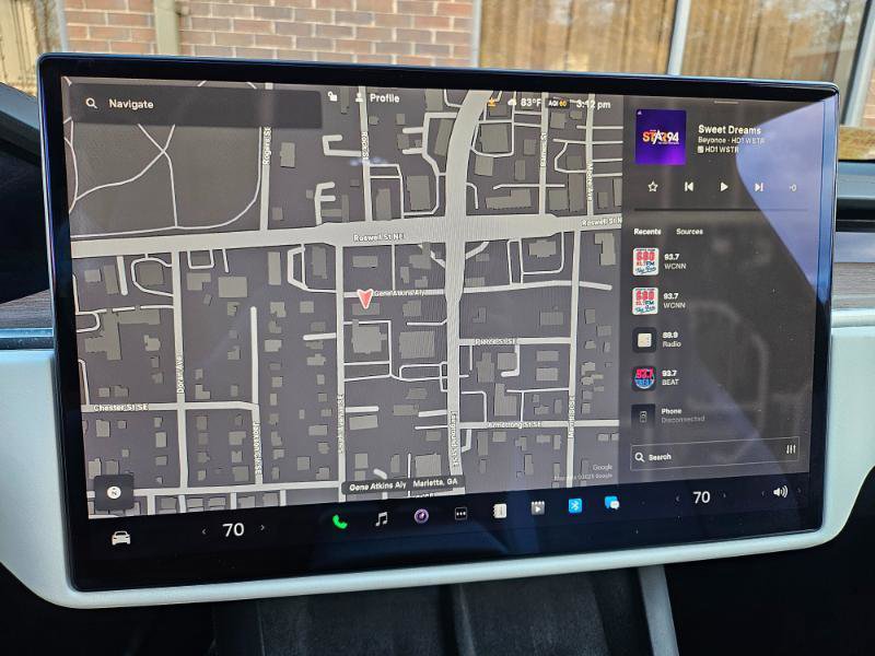 Used 2022 Tesla Model X image 42