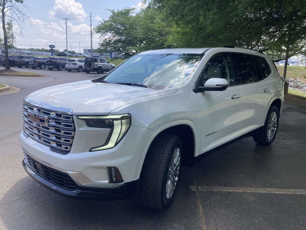 Used 2024 GMC Acadia Denali FWD image 5