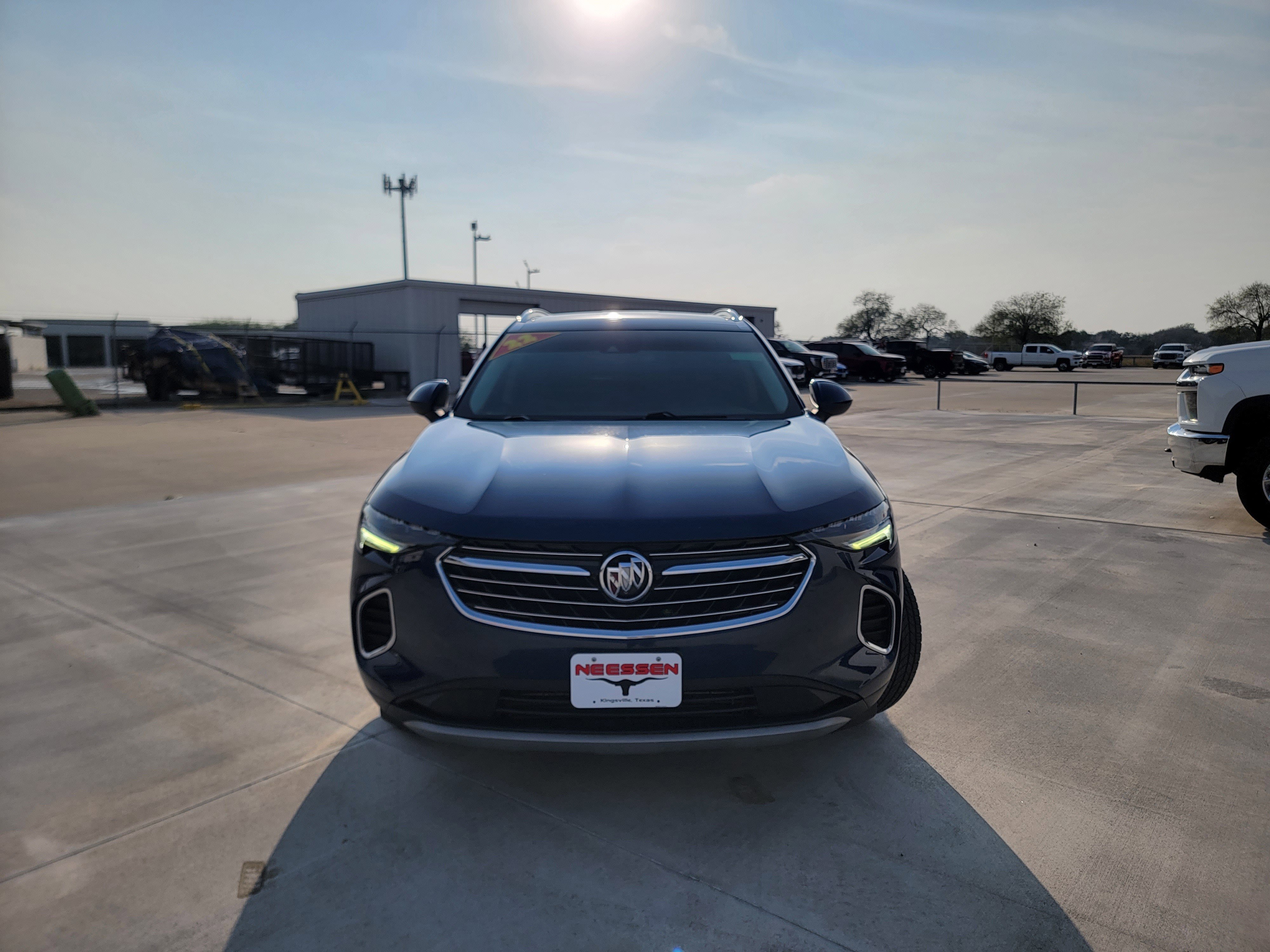 Used 2022 Buick Envision Preferred FWD image 2