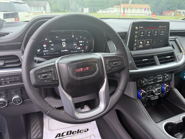 Certified 2022 GMC Yukon XL SLT w/ SLT Luxury Package AWD/4WD image 24