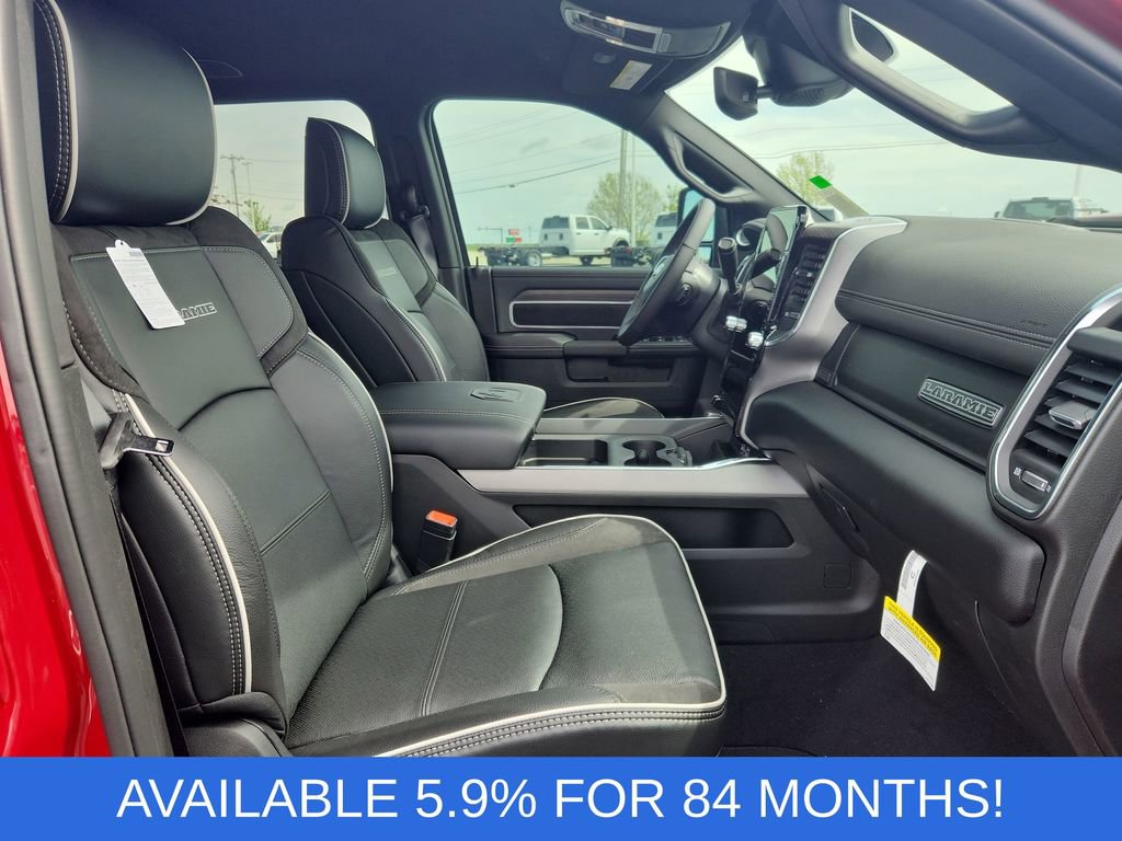 New 2026 RAM 3500 Laramie AWD/4WD image 23