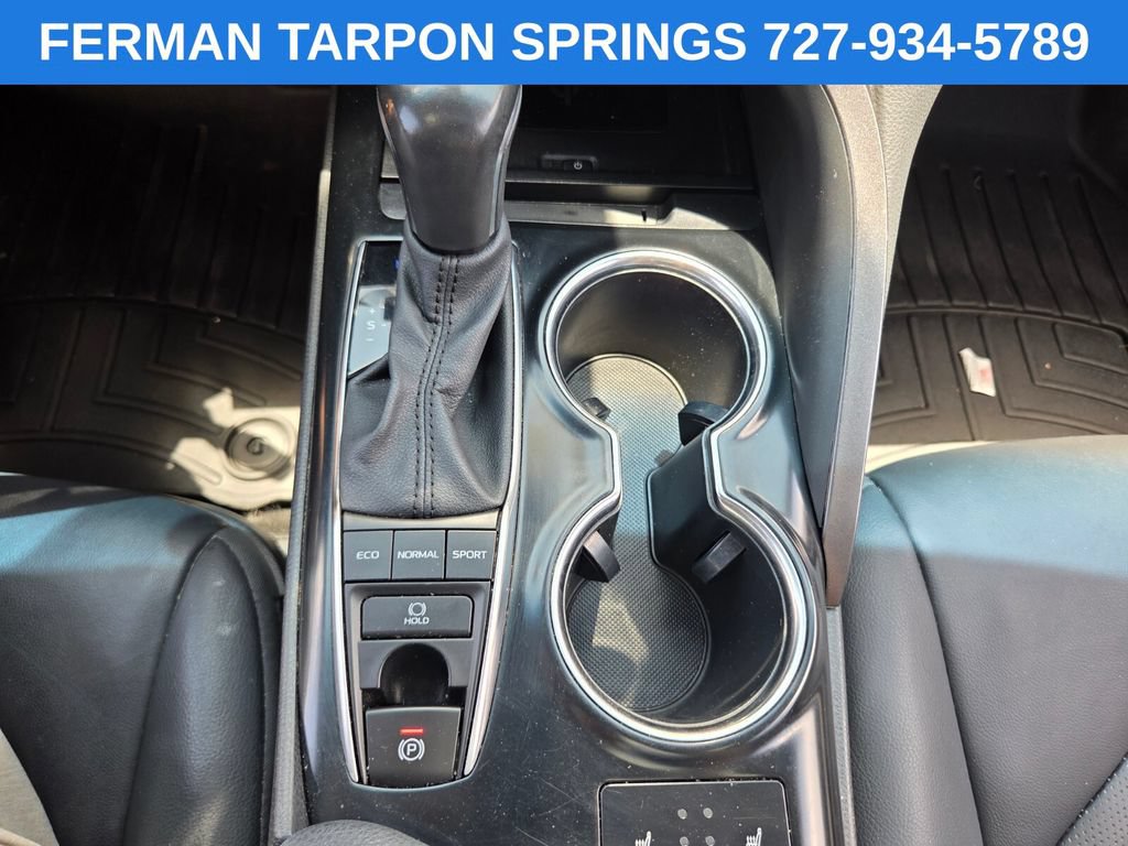 Used 2020 Toyota Camry XSE FWD image 29