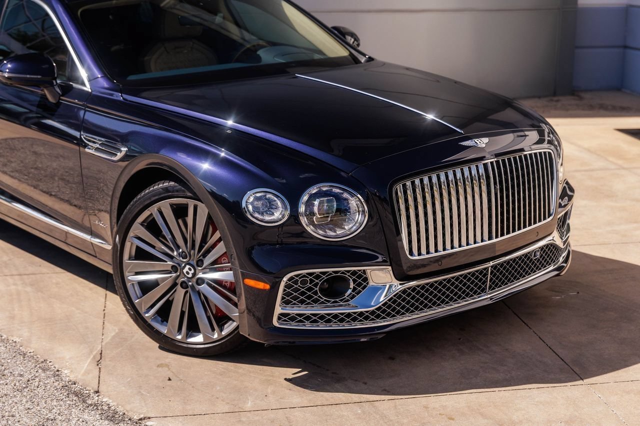 Certified 2023 Bentley Flying Spur W12 AWD/4WD image 4