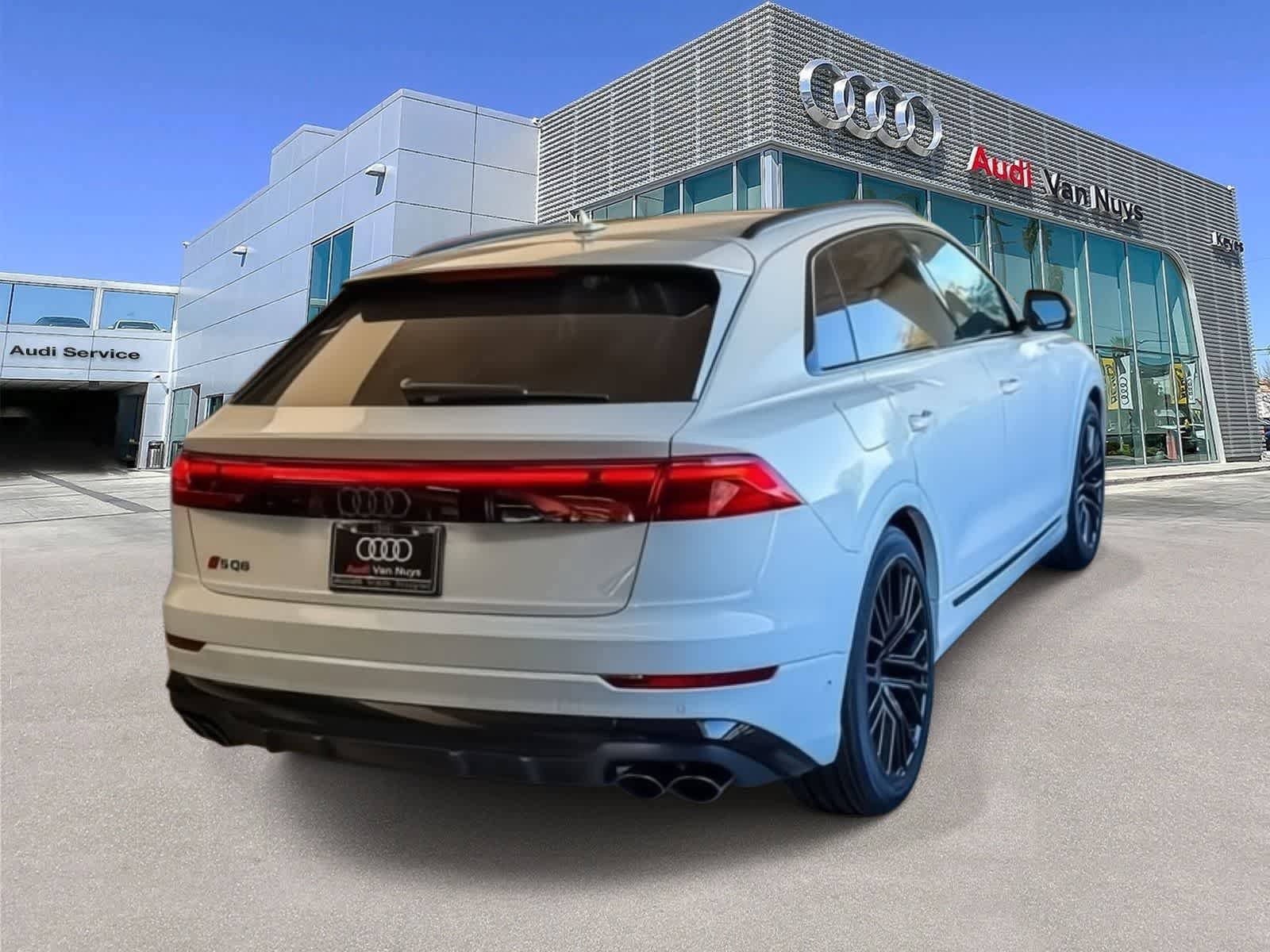 New 2026 Audi SQ8 Premium Plus image 4