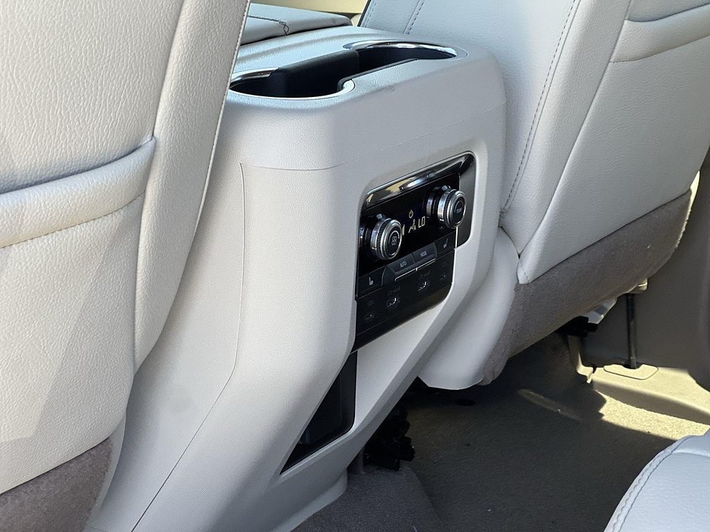 New 2026 GMC Yukon Denali w/ Advanced Technology Package RWD image 24