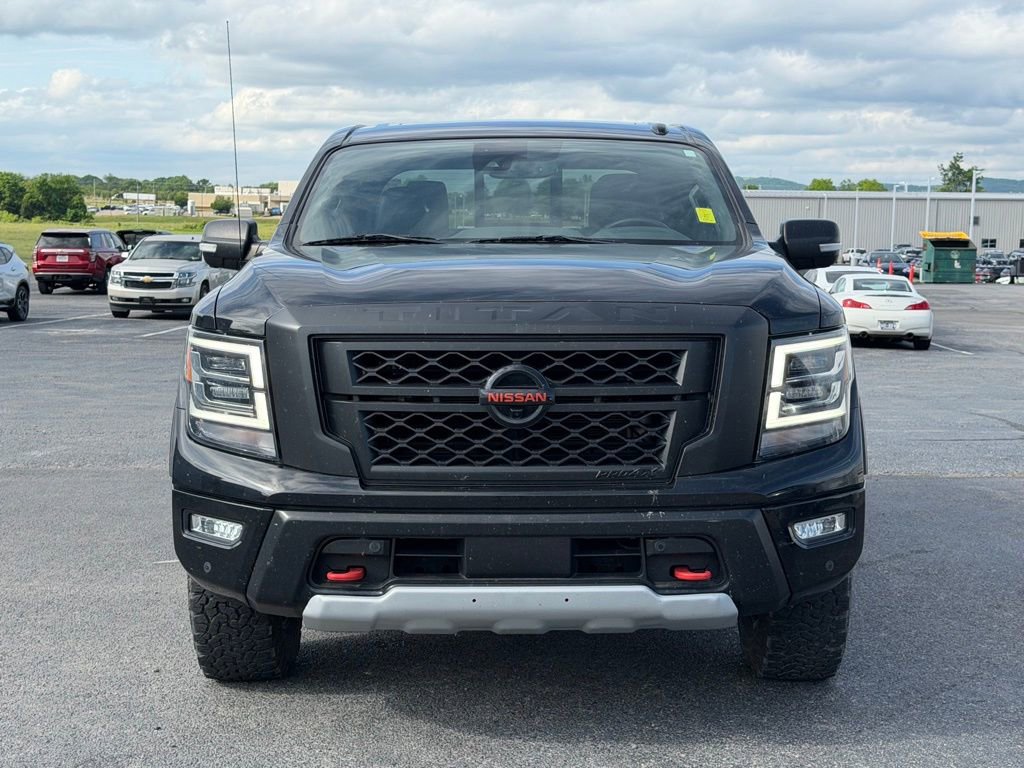 Used 2021 Nissan Titan PRO-4X w/ Pro-4x Convenience Package AWD/4WD image 10