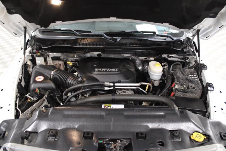 Used 2016 RAM 2500 Limited image 39