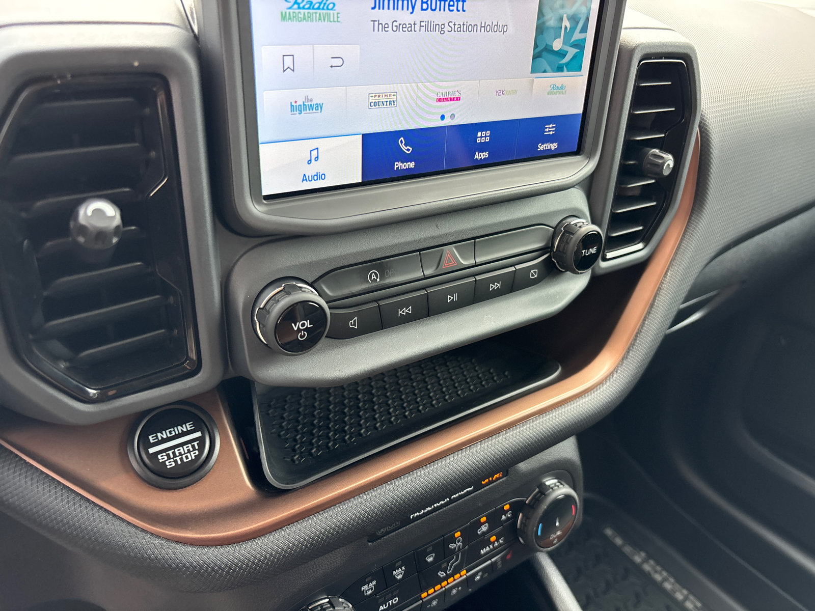 Used 2024 Ford Bronco Sport Outer Banks AWD/4WD image 21