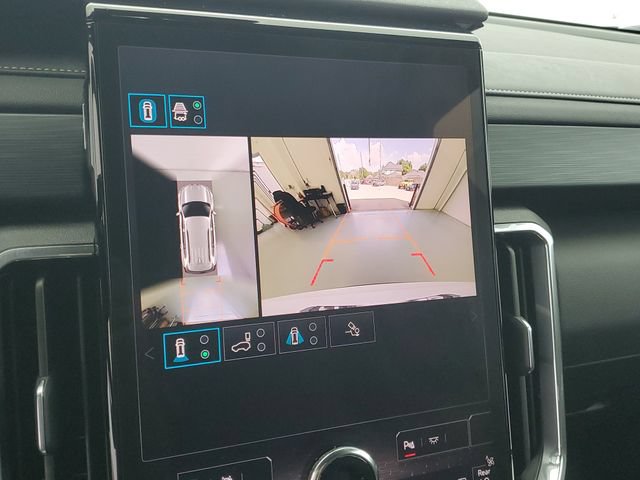 Used 2025 GMC Acadia Elevation FWD image 30