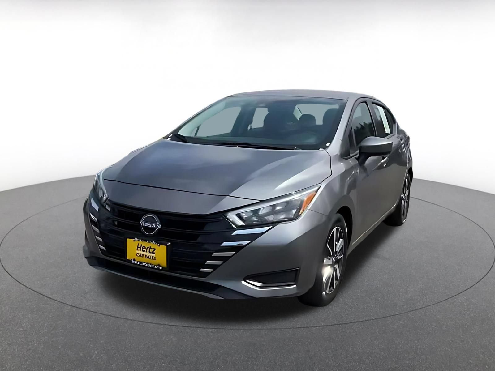 Used 2025 Nissan Versa SV FWD image 6