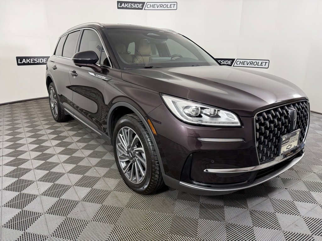 Used 2023 Lincoln Corsair Reserve w/ Equipment Group 201A image 8