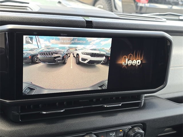 New 2025 Jeep Gladiator Willys image 10