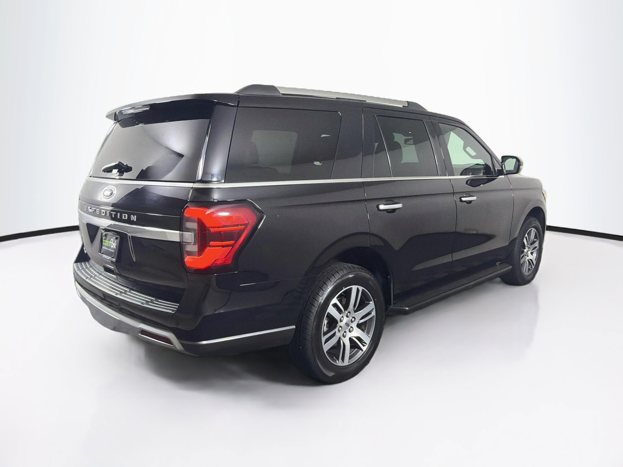 Used 2024 Ford Expedition Limited RWD image 9