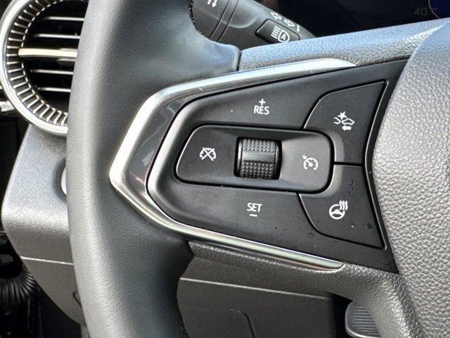Used 2025 Chevrolet Trax ACTIV w/ Sunroof Package image 28