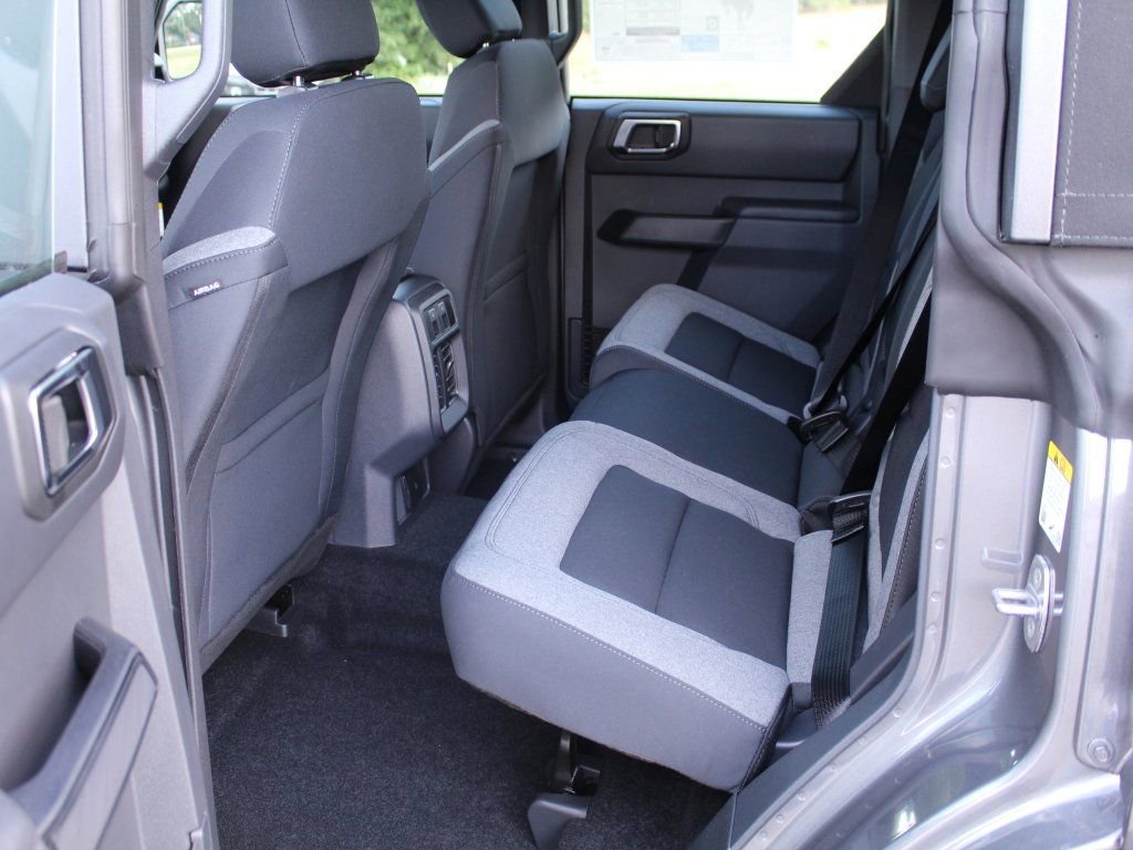 New 2025 Ford Bronco 4-Door image 6