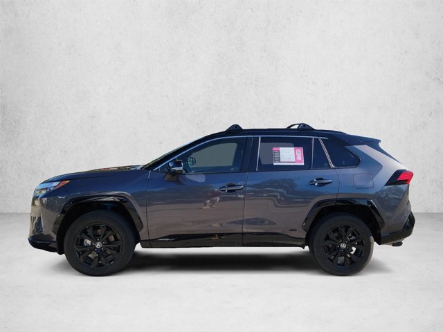 Used 2025 Toyota RAV4 XSE AWD/4WD image 9