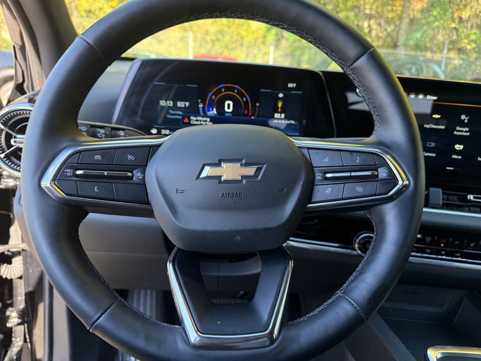 Used 2025 Chevrolet Equinox LT image 28