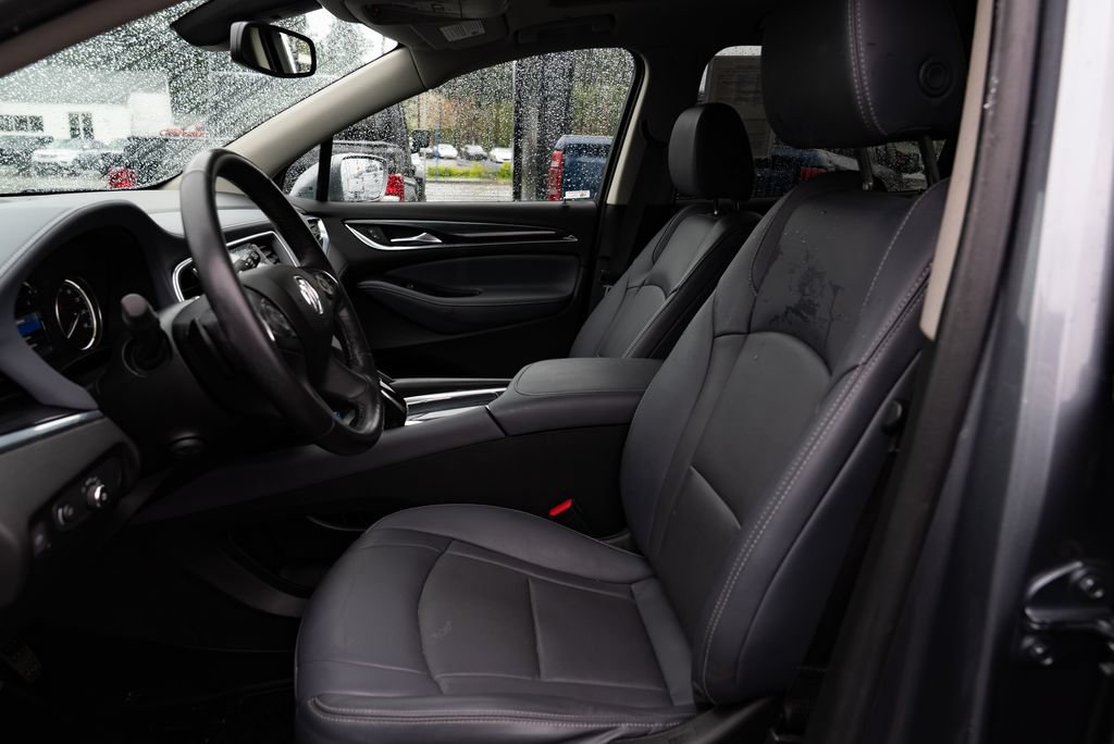 Used 2020 Buick Enclave Premium w/ Sun and Sites Package AWD/4WD image 20