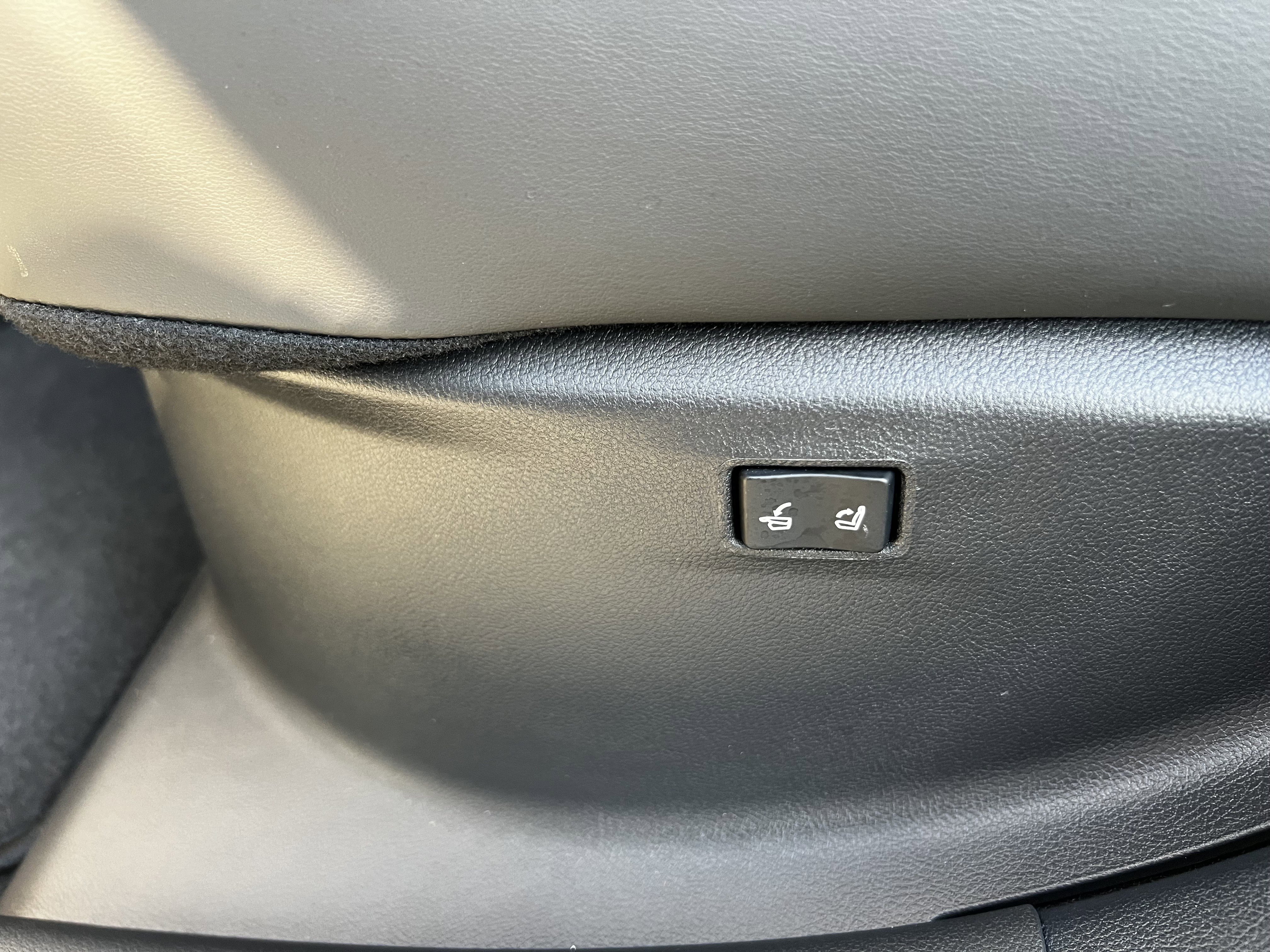 Used 2024 Lexus RX 350 FWD image 40