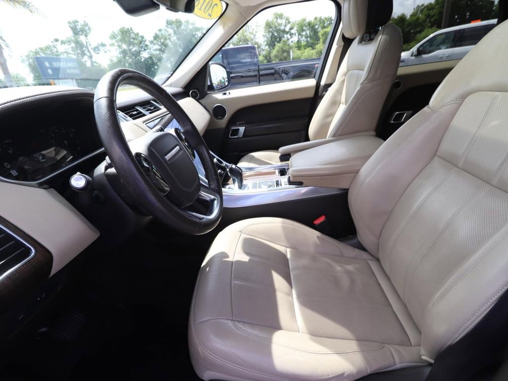 Used 2018 Land Rover Range Rover Sport HSE AWD/4WD image 2